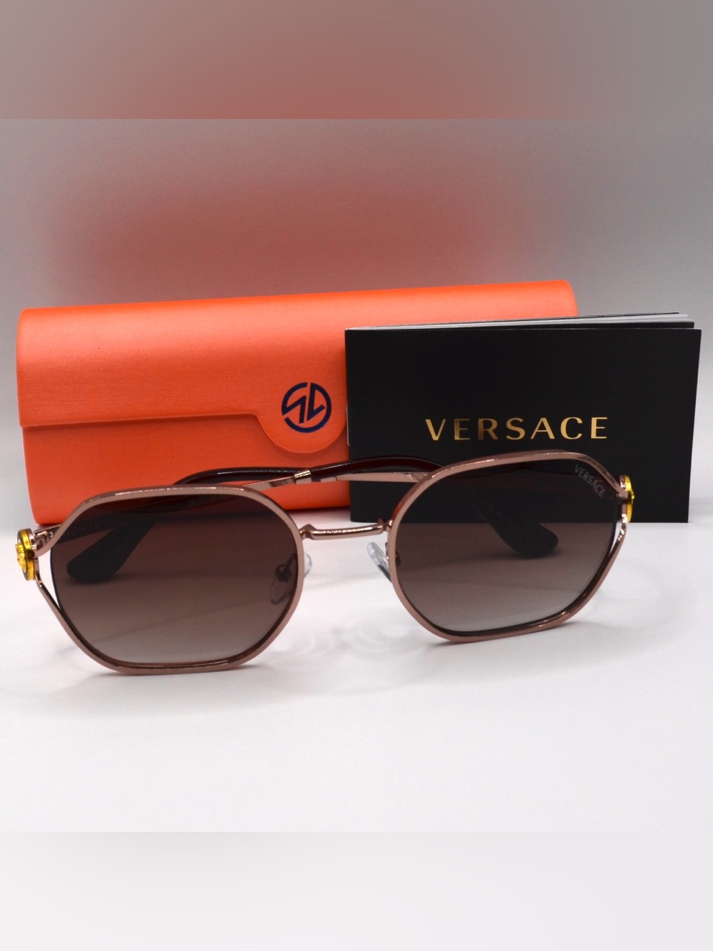 Versace Women’s Sunglasses – Pink Bronze / Brown Gradient – New – 55-20-140 - Picture 8 of 16